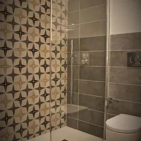 Guest house Real *
